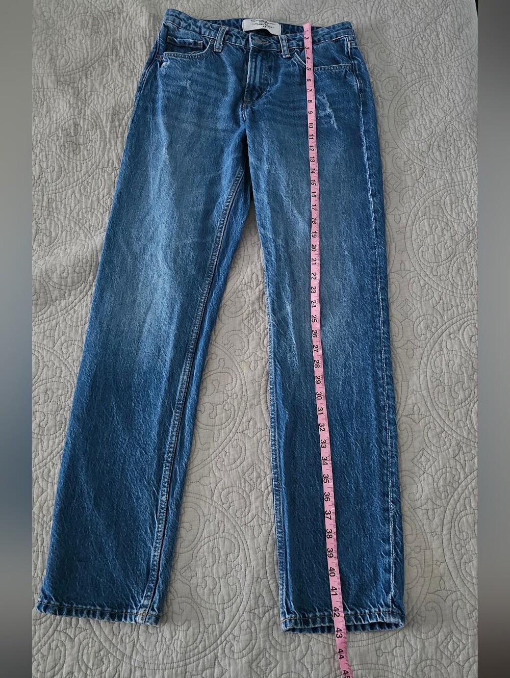 Classic Straight-Leg Women's Jeans in Medium Blue